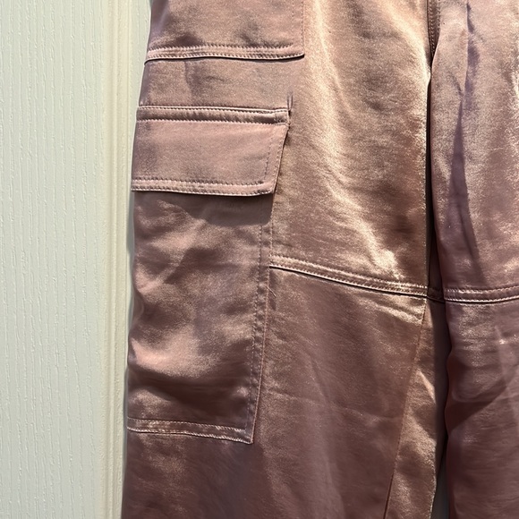 WILD FABLE SMALL SATIN CARGO JOGGERS. Rose gold color Exc Cond. Bundle2Save - Picture 6 of 9